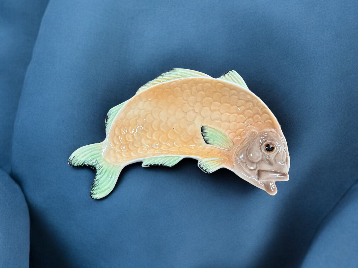 vintage Shorter & son flat fish plate, made in England
