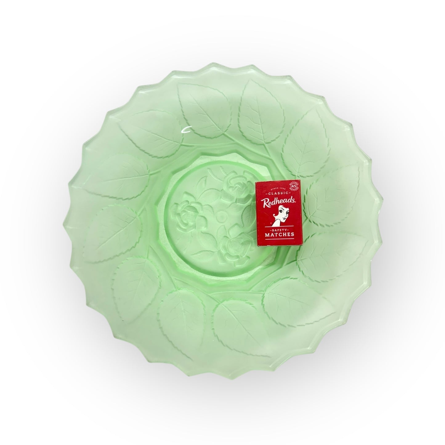 Vintage Bagley uranium plate 26cm