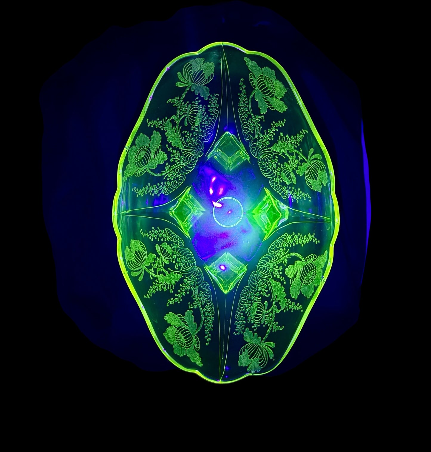 Early 20th Cambridge yellow Glass Gloria Gold Krystol Console Serving Bowl UV Glass,uranium