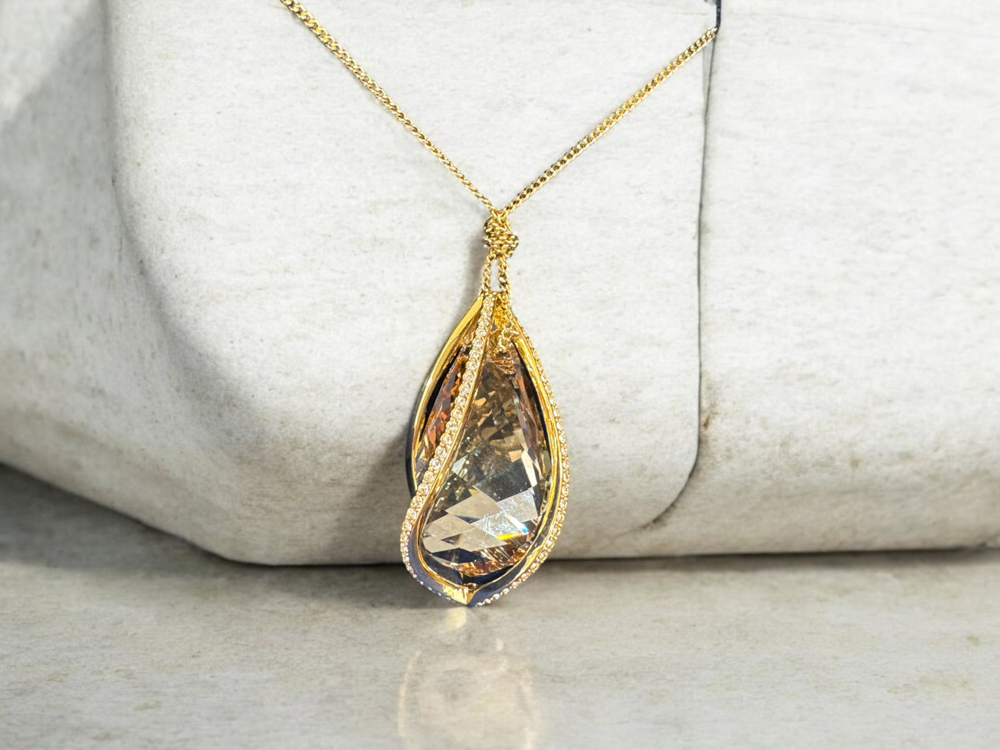 Swarovski necklace pendant with original box
