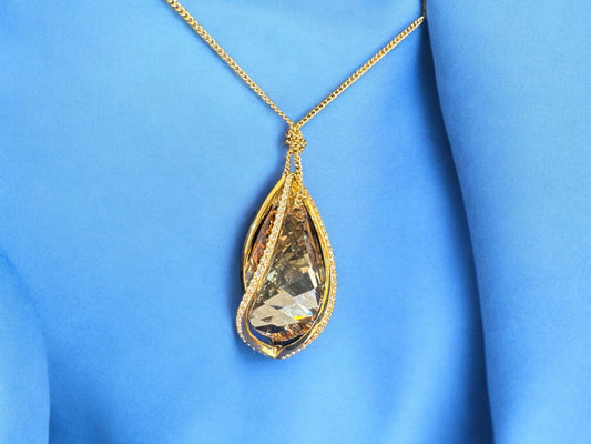 Swarovski necklace pendant with original box