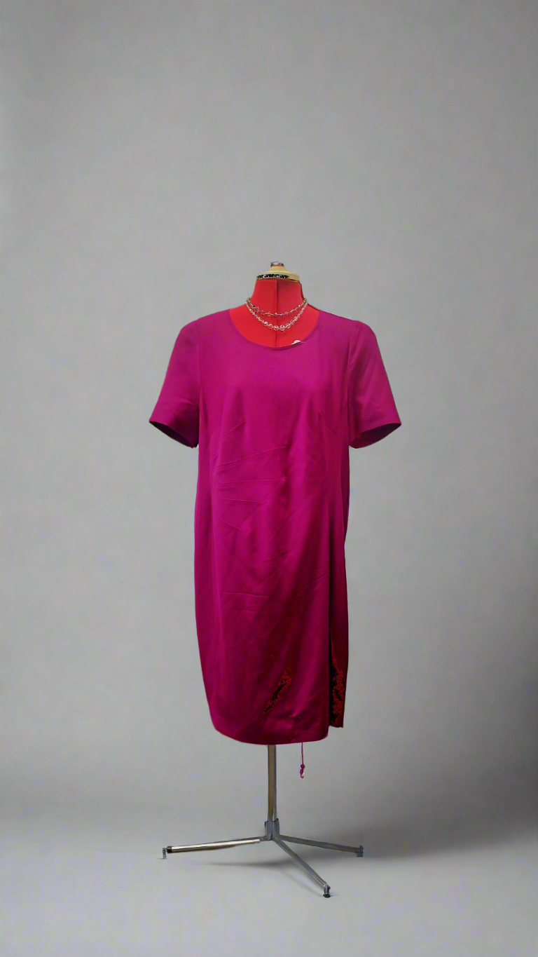 Perri Cutten cerise wool s/s dress. Size -18.