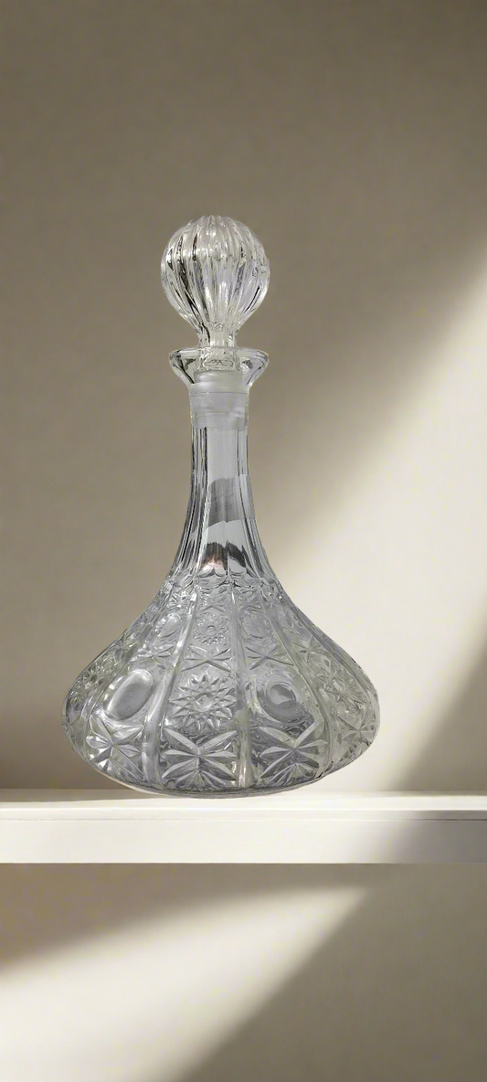 Glass decanter
