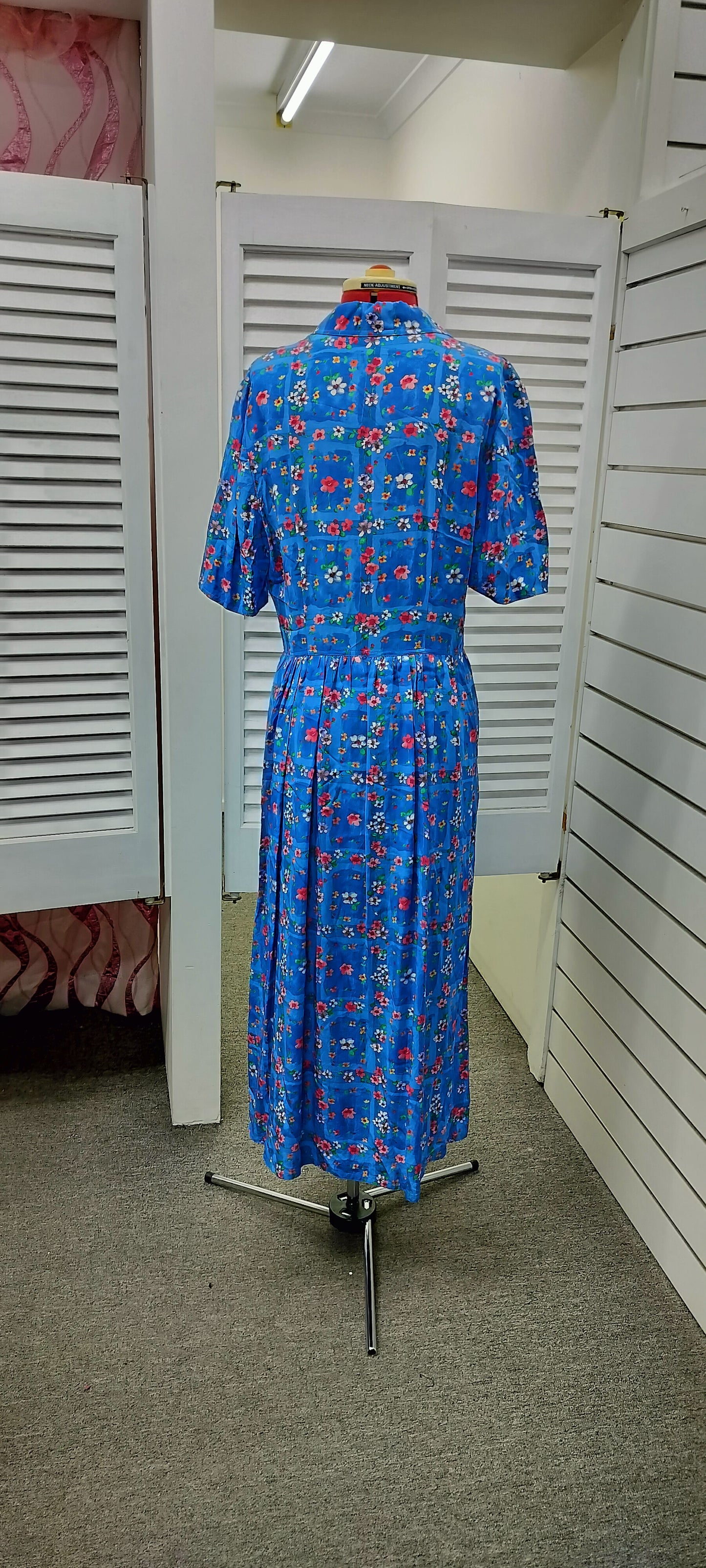 Beautiful European Barbara Kesseles dress , silk. Size-38.