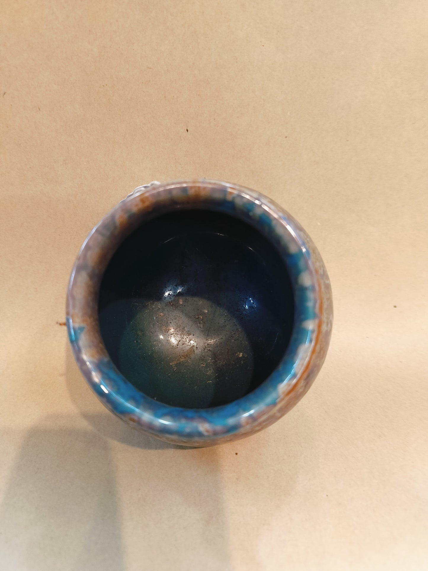 Deco Villeoy & Boch Pot. Size- 4.7"x 4.4", diameter - 14.5".