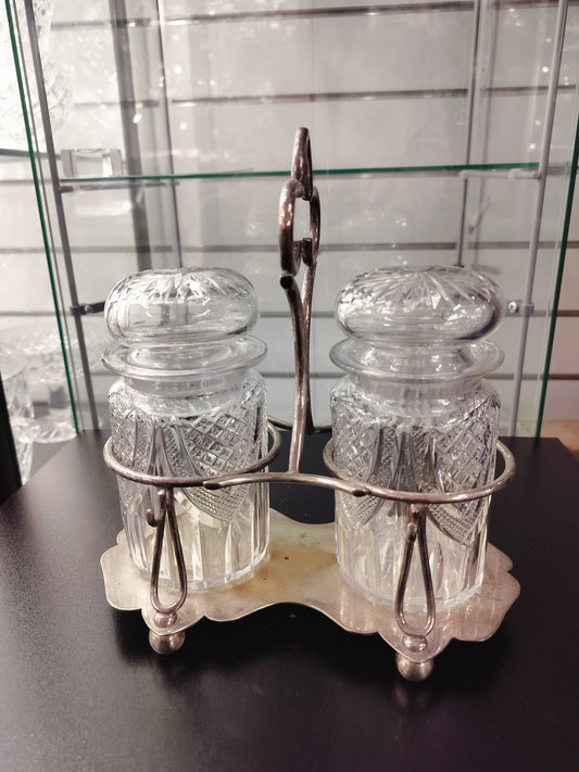 Crystal salt and pepper set with the holder.