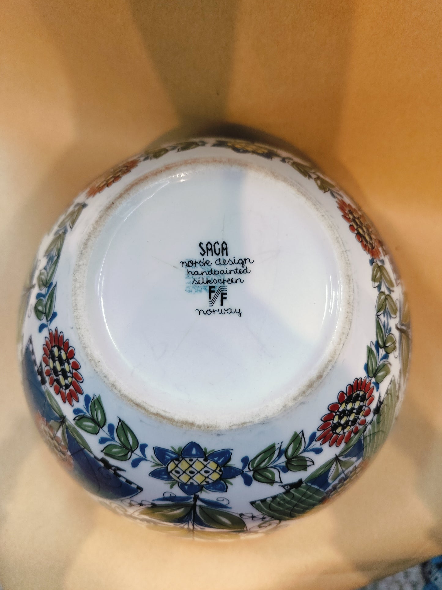 Figgjo Flint Saga Bowl. Size- 5.5"x9", diameter- 27.8"